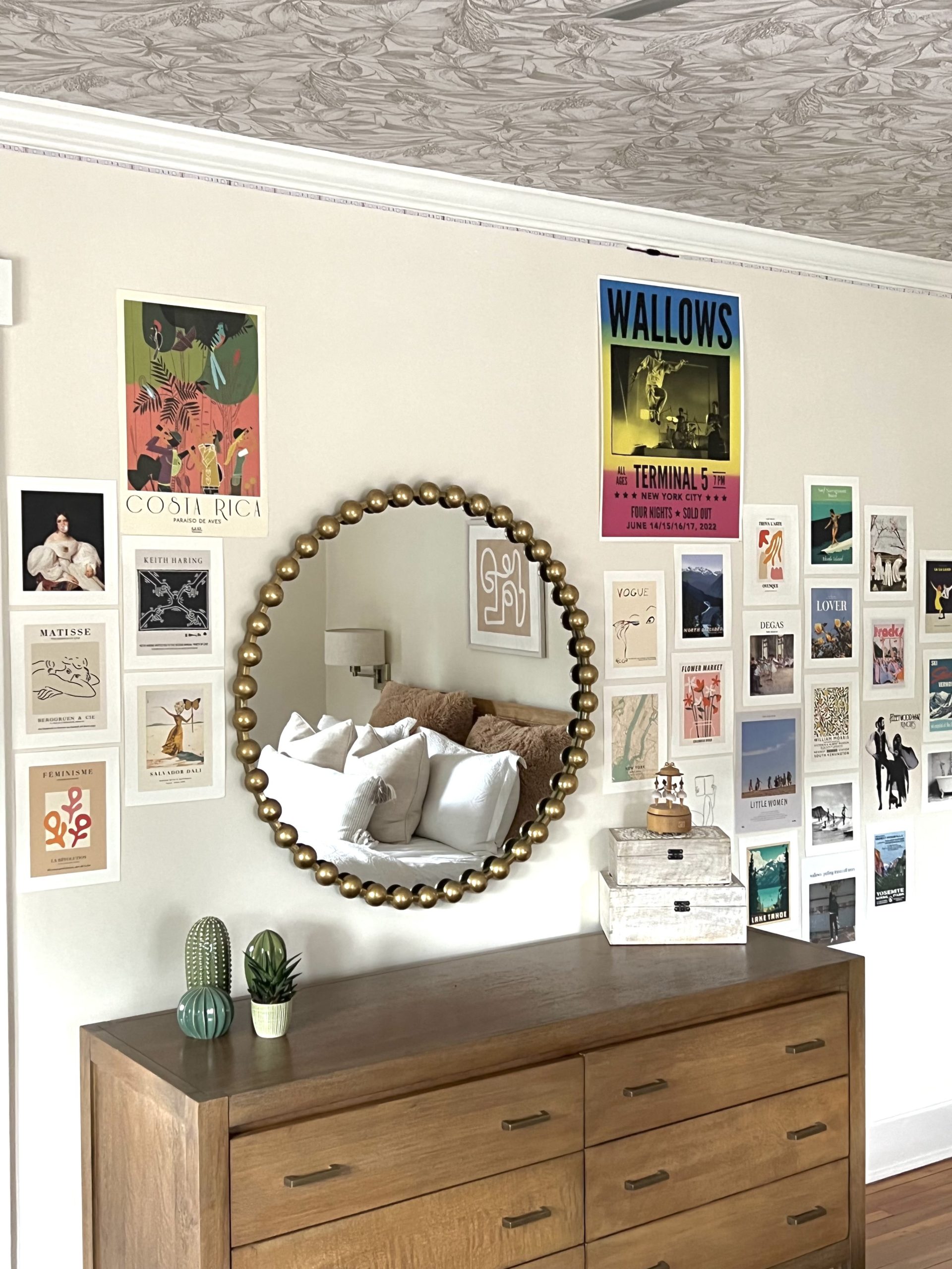 Laurel Home — detail